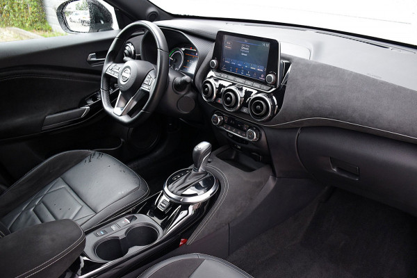 Nissan Juke 1.6 Hybrid Business Premium*Bose*Leder*360Cam*72Dkm*19Inch*Enz