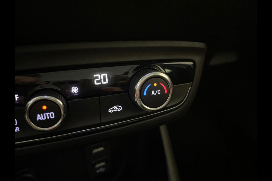 Opel Crossland 1.2 Turbo GS Line PANORAMADAK CLIMATE AIRCO 17 INCH LMV SPORT/COMFORTSTOELEN APPLE CARPLAY CRUISE