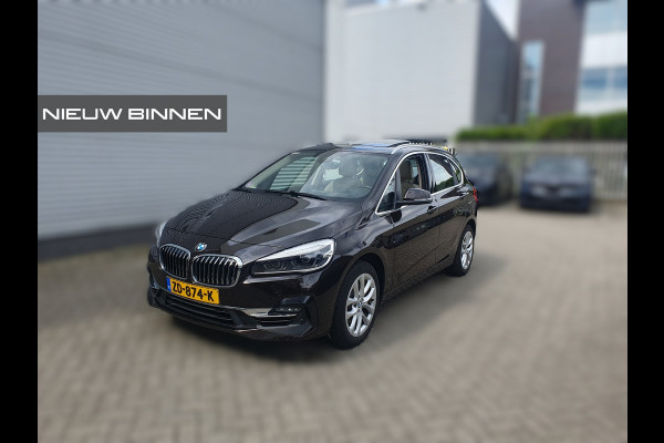 BMW 2 Serie Active Tourer 218i High Executive Luxury Line | Panoramadak | Stoelverwarming | Head-Up Display | Parkeersensoren | Navigatie | Trekhaak | Cruise Control | Climate Control | NAP