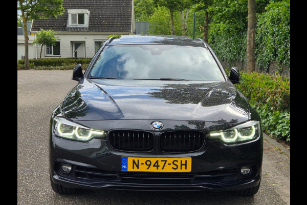 BMW 3 Serie Touring F31 Elk. Trekhaak Panorama Apple CarPlay Navi GR NAP Rijklaar GARANTIE