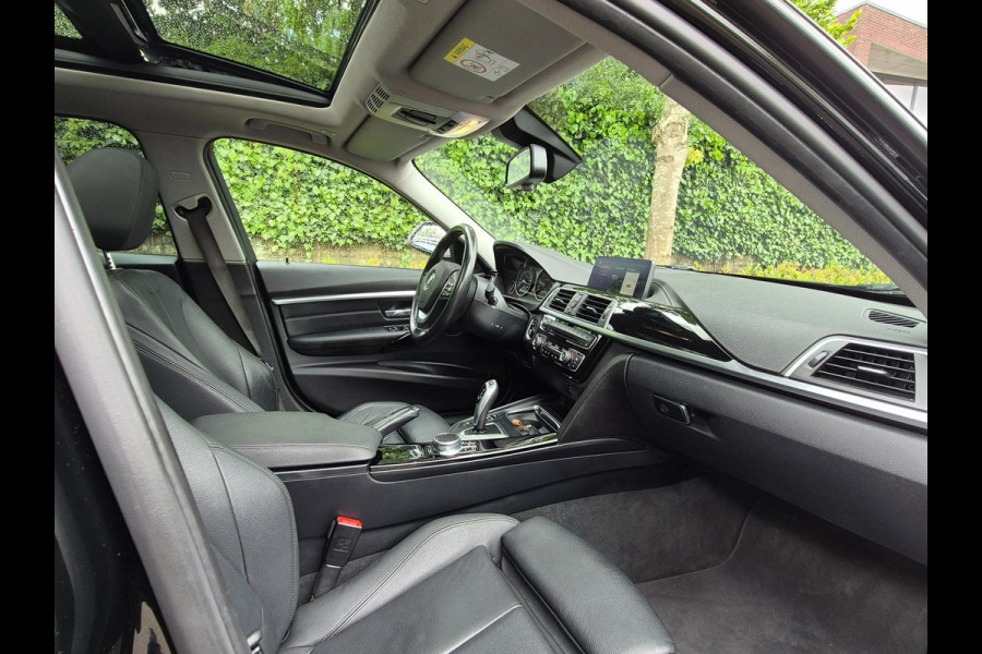 BMW 3 Serie Touring F31 Elk. Trekhaak Panorama Apple CarPlay Navi GR NAP Rijklaar GARANTIE