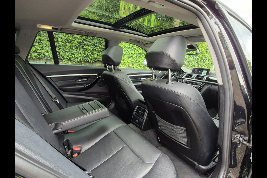 BMW 3 Serie Touring F31 Elk. Trekhaak Panorama Apple CarPlay Navi GR NAP Rijklaar GARANTIE