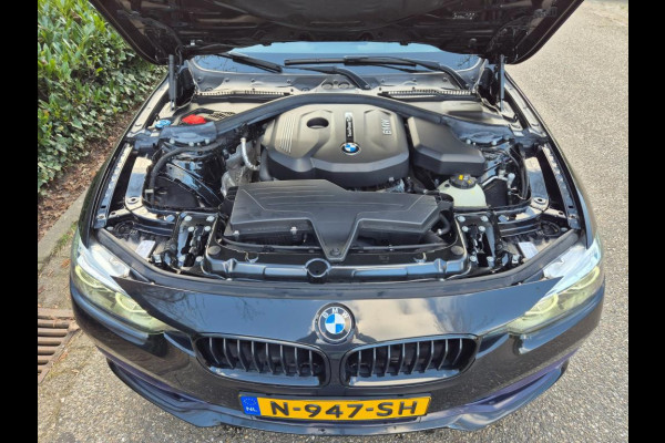 BMW 3 Serie Touring F31 Elk. Trekhaak Panorama Apple CarPlay Navi GR NAP Rijklaar GARANTIE