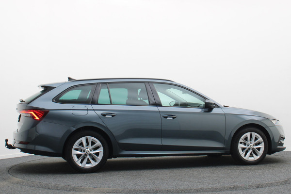 Škoda Octavia Combi 1.5 e-TSI Business Edition Virtual Cockpit, Apple Carplay, Cruise, LED, Climate, Trekhaak, 17''