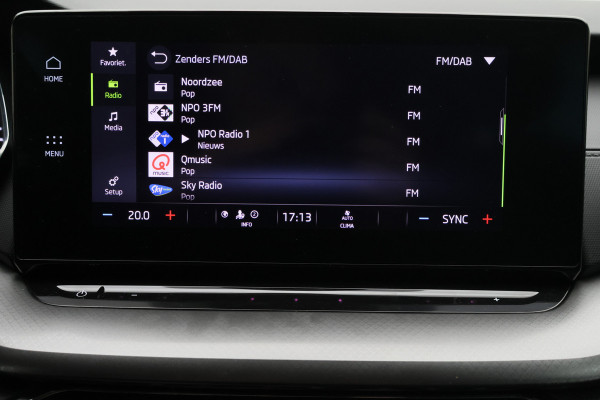 Škoda Octavia Combi 1.5 e-TSI Business Edition Virtual Cockpit, Apple Carplay, Cruise, LED, Climate, Trekhaak, 17''
