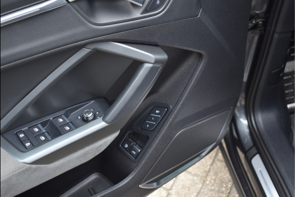Audi Q3 45 TFSI e S-Line 245 Pk Pano Memory Sfeer Matrix 360 Camera ACC Keyless Vol Lederen Sportstoelen 20 Inch