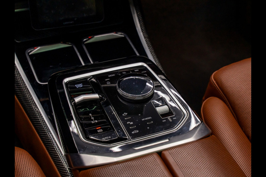 BMW i7 XDrive60 M-SPORT 106 kWh FULL-OPTION Pano Skylounge, Massage, Bowers&Wilkins, 360.camera