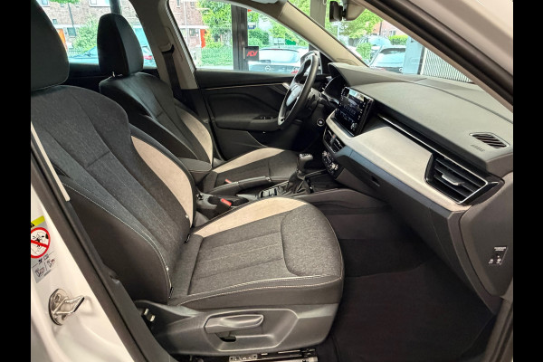 Škoda Kamiq 1.0 TSI Business Edition DSG CAMERA CARPLAY CLIMATE CRUISE CONTROL PDC