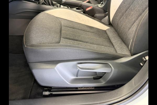 Škoda Kamiq 1.0 TSI Business Edition DSG CAMERA CARPLAY CLIMATE CRUISE CONTROL PDC