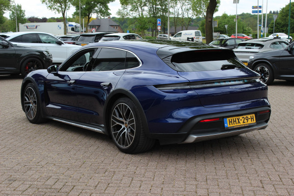 Porsche Taycan Cross Turismo 93 kWh / SoH 93,7% / Panoramadak / 360Camera / Luchtvering / Sportchrono / 20'' / Warmtepomp / Stoelverwarming 4x / DAB / CarPlay / Cruise Control