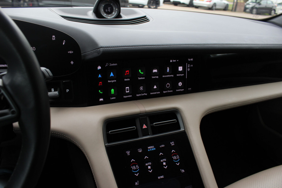 Porsche Taycan Cross Turismo 93 kWh / SoH 93,7% / Panoramadak / 360Camera / Luchtvering / Sportchrono / 20'' / Warmtepomp / Stoelverwarming 4x / DAB / CarPlay / Cruise Control