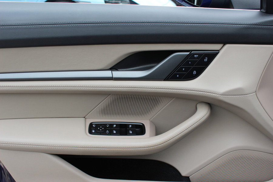 Porsche Taycan Cross Turismo 93 kWh / SoH 93,7% / Panoramadak / 360Camera / Luchtvering / Sportchrono / 20'' / Warmtepomp / Stoelverwarming 4x / DAB / CarPlay / Cruise Control