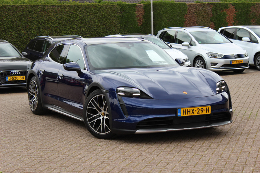 Porsche Taycan Cross Turismo 93 kWh / SoH 93,7% / Panoramadak / 360Camera / Luchtvering / Sportchrono / 20'' / Warmtepomp / Stoelverwarming 4x / DAB / CarPlay / Cruise Control