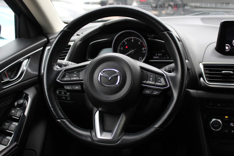 Mazda 3 2.2 SkyActiv-D 150 GT-M / Camera / Head-up / Leder / Keyless / Navigatie / 18'' / Stuur+Stoelverwarming / DAB / ACC