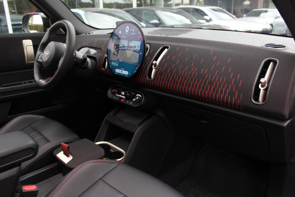 MINI Countryman 1.5 C John Cooper Works XL / Trekhaak / Panoramadak / 360Camera / Head-up / Harman Kardon / 20'' / Leder / Sfeerverlichting / LED / CarPlay / Dodehoek / DAB / ACC