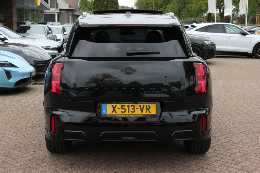 MINI Countryman 1.5 C John Cooper Works XL / Trekhaak / Panoramadak / 360Camera / Head-up / Harman Kardon / 20'' / Leder / Sfeerverlichting / LED / CarPlay / Dodehoek / DAB / ACC