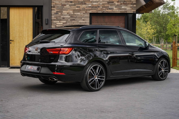 Seat Leon ST Cupra 300 4Drive Pano/Schaalst/Beats/Virtual/ACC/DCC