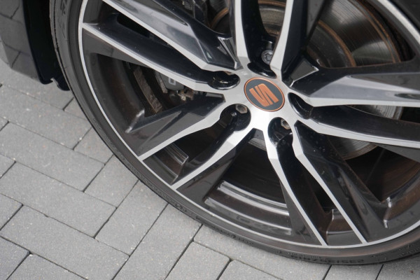 Seat Leon ST Cupra 300 4Drive Pano/Schaalst/Beats/Virtual/ACC/DCC