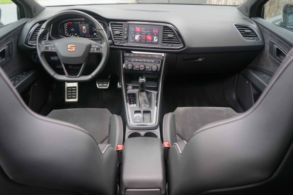 Seat Leon ST Cupra 300 4Drive Pano/Schaalst/Beats/Virtual/ACC/DCC