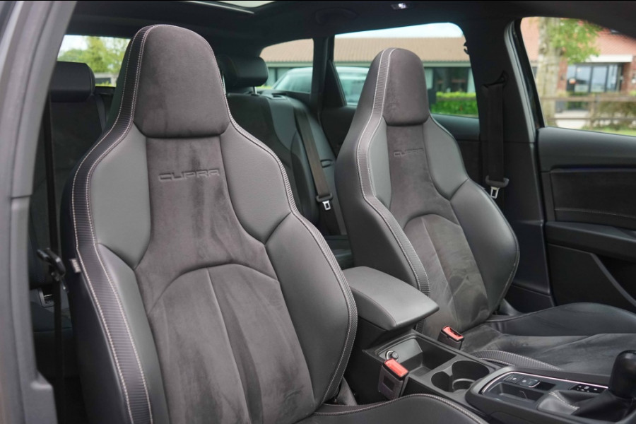 Seat Leon ST Cupra 300 4Drive Pano/Schaalst/Beats/Virtual/ACC/DCC