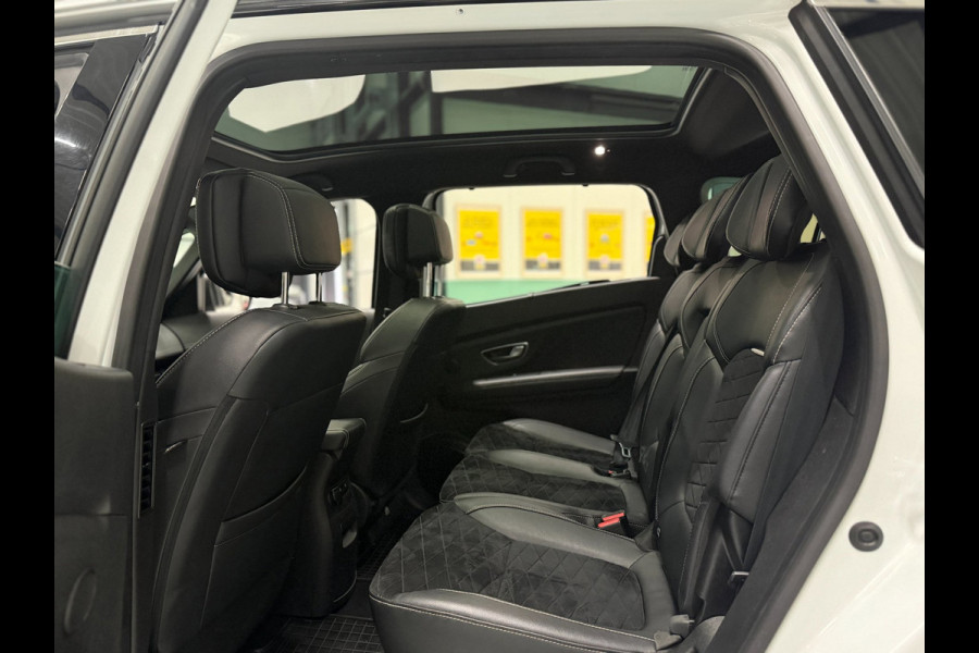 Renault Grand Scénic 1.3 TCe 140pk Black Edition 7-zits | Pano XXL | Bose | HUD | Diamond Stiksel