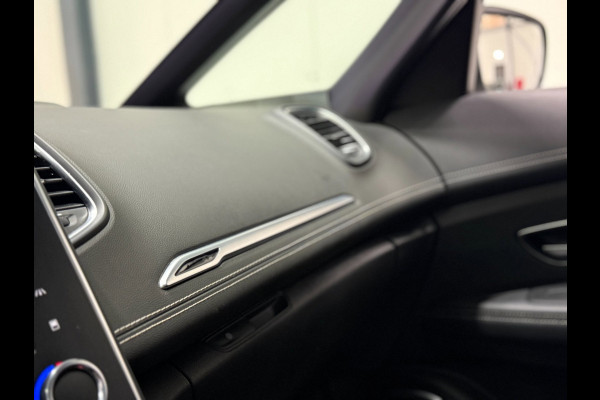 Renault Grand Scénic 1.3 TCe 140pk Black Edition 7-zits | Pano XXL | Bose | HUD | Diamond Stiksel