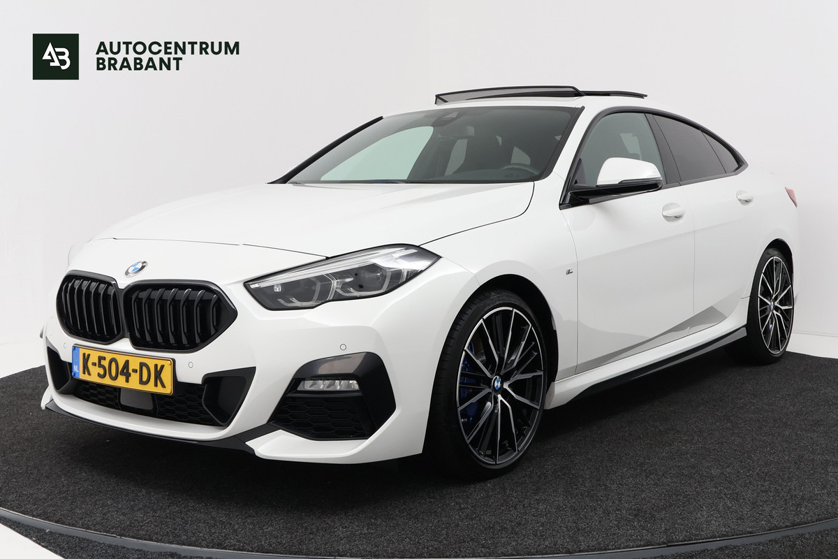 BMW 2 Serie Gran Coupé 218i Executive Edition (PANORAMADAK, STOELVERWARMING, STUURVERWARMING, NAVIGATIE, DEALER ONDERHOUDEN)