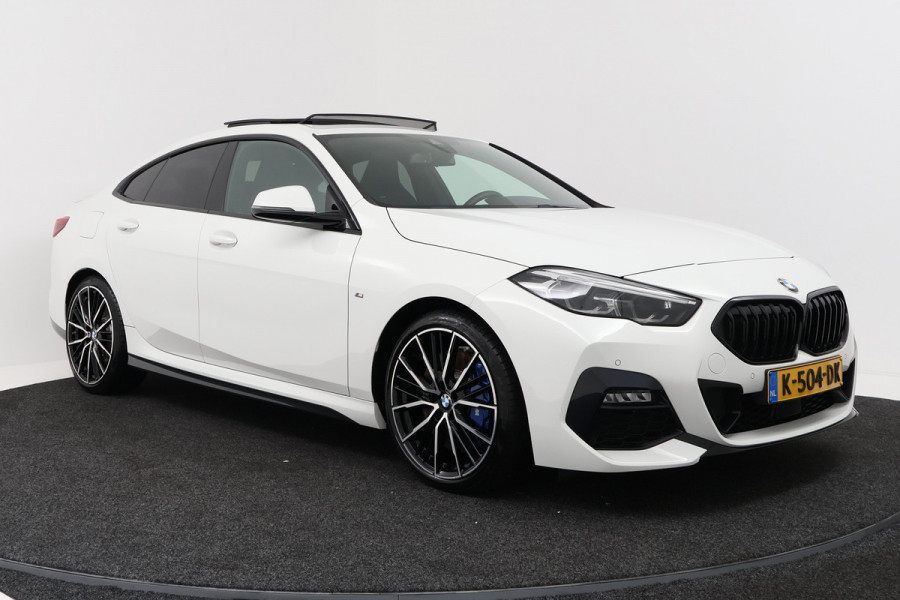 BMW 2 Serie Gran Coupé 218i Executive Edition (PANORAMADAK, STOELVERWARMING, STUURVERWARMING, NAVIGATIE, DEALER ONDERHOUDEN)