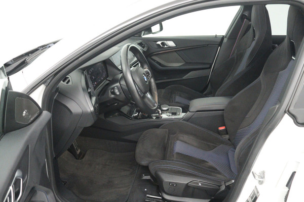 BMW 2 Serie Gran Coupé 218i Executive Edition (PANORAMADAK, STOELVERWARMING, STUURVERWARMING, NAVIGATIE, DEALER ONDERHOUDEN)