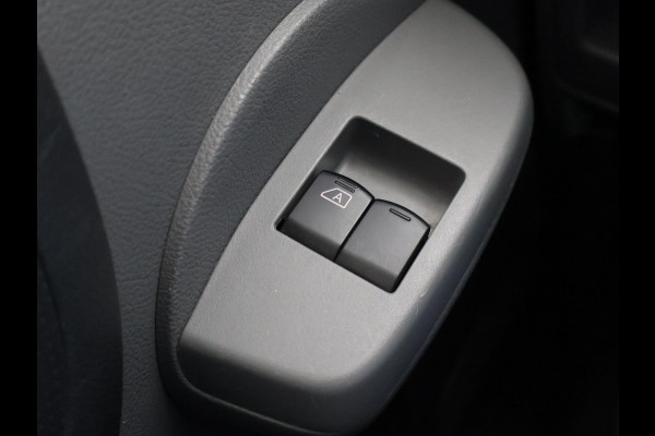 Nissan E-NV200 OPTIMA 40 kWh + CAMERA | TREKHAAK | 28.248 KM! | CLIMATE | CRUISE CONTROL