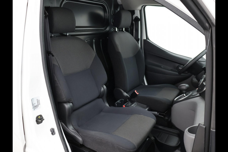 Nissan NV200 OPTIMA 40 kWh + CAMERA | TREKHAAK | 28.248 KM! | CLIMATE | CRUISE CONTROL