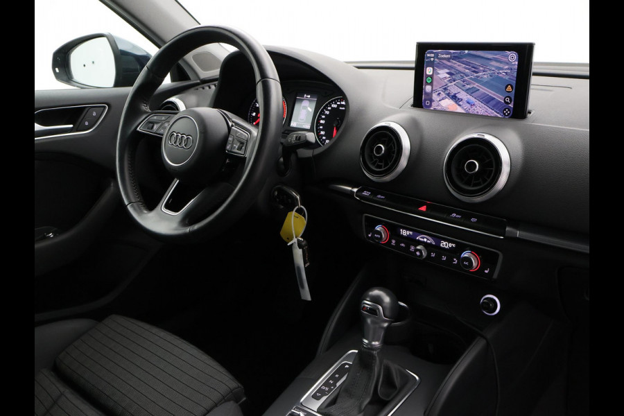 Audi A3 Sportback 40 TFSI 190 PK S-TONIC AUT. DESIGN PRO LINE *COSMOSBLAUW METALLIC* + CARPLAY | STOEL/STUURVERW. | 18 INCH