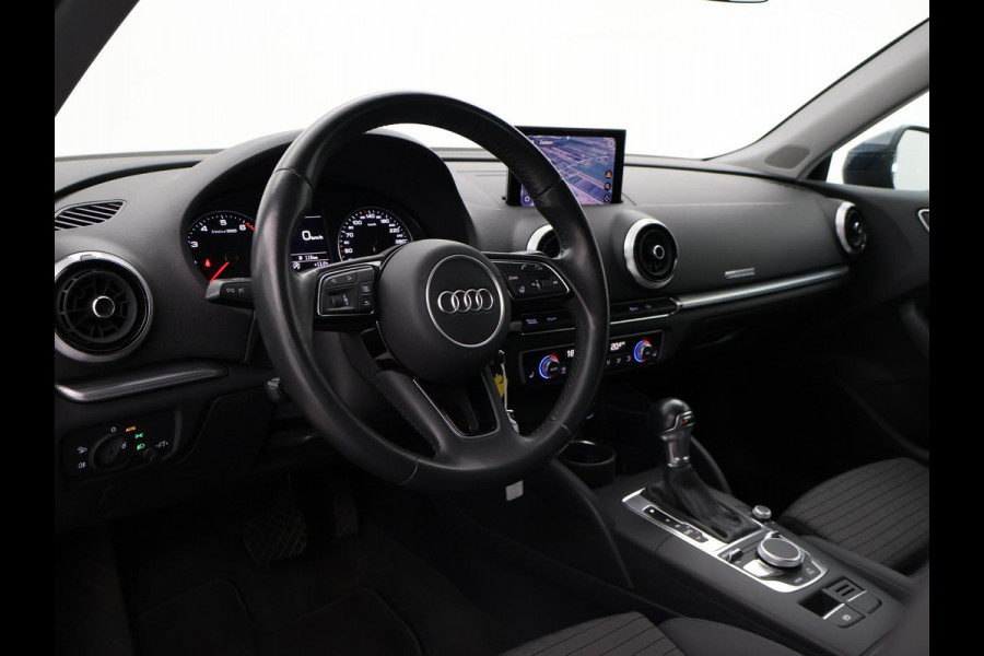 Audi A3 Sportback 40 TFSI 190 PK S-TONIC AUT. DESIGN PRO LINE *COSMOSBLAUW METALLIC* + CARPLAY | STOEL/STUURVERW. | 18 INCH