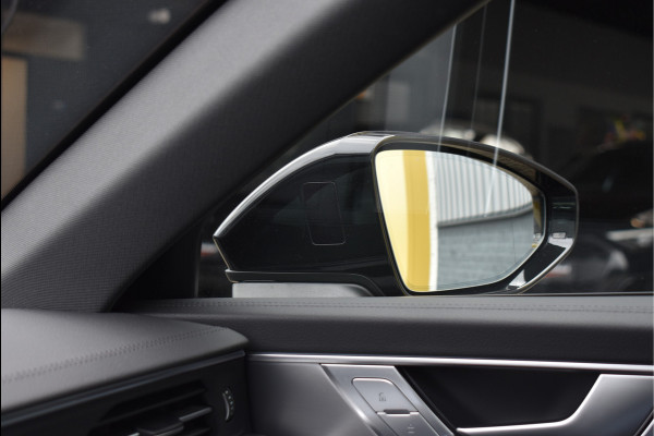Audi A6 Avant 55 TFSI e Quattro S-Line 367 Pk Pano RS-Stoel Rood Stiksel Keyless Trekhaak ACC S6 Diffusor 21 Inch