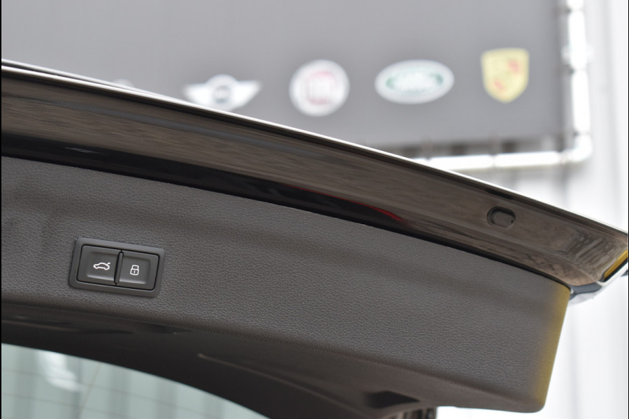 Audi A6 Avant 55 TFSI e Quattro S-Line 367 Pk Pano RS-Stoel Rood Stiksel Keyless Trekhaak ACC S6 Diffusor 21 Inch