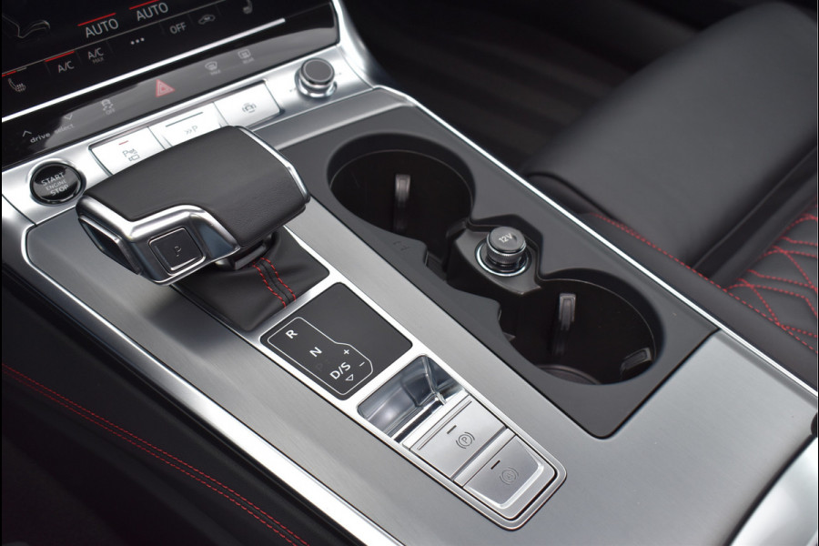 Audi A6 Avant 55 TFSI e Quattro S-Line 367 Pk Pano RS-Stoel Rood Stiksel Keyless Trekhaak ACC S6 Diffusor 21 Inch