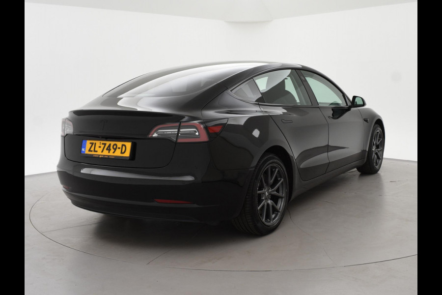 Tesla Model 3 60 kWh RWD *BTW* + LEDER | PANORAMA | 3 CAMERA'S