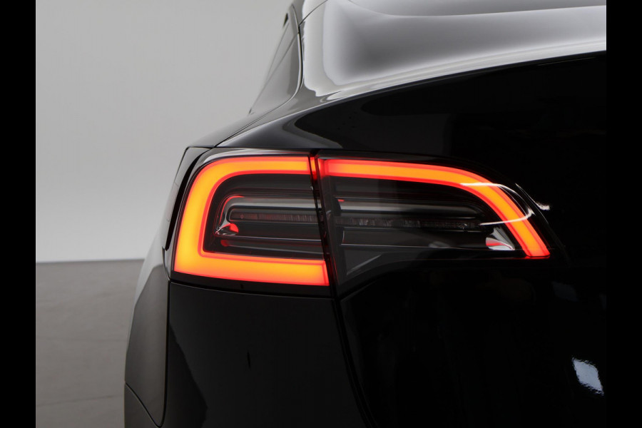 Tesla Model 3 60 kWh RWD *BTW* + LEDER | PANORAMA | 3 CAMERA'S