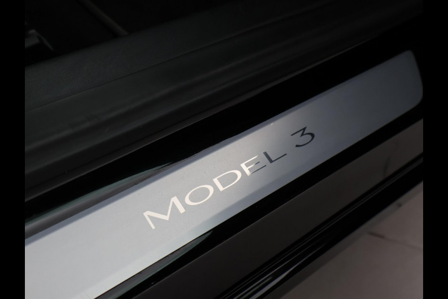 Tesla Model 3 60 kWh RWD *BTW* + LEDER | PANORAMA | 3 CAMERA'S