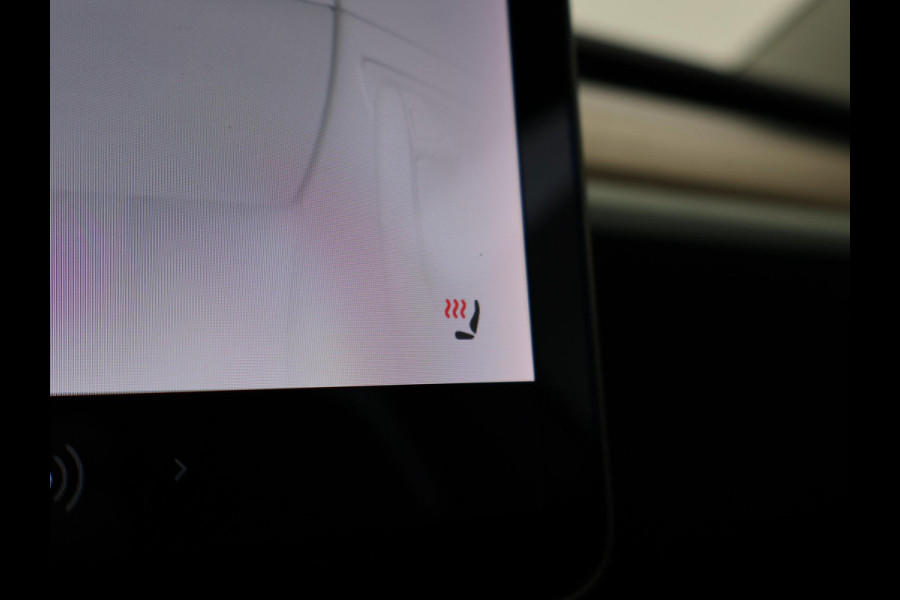 Tesla Model 3 60 kWh RWD *BTW* + LEDER | PANORAMA | 3 CAMERA'S