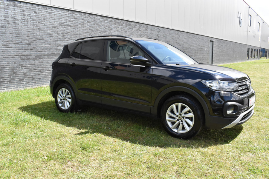 Volkswagen T-Cross 1.0 TSI Life Navigatie Stoelverwarming Carplay Automaat