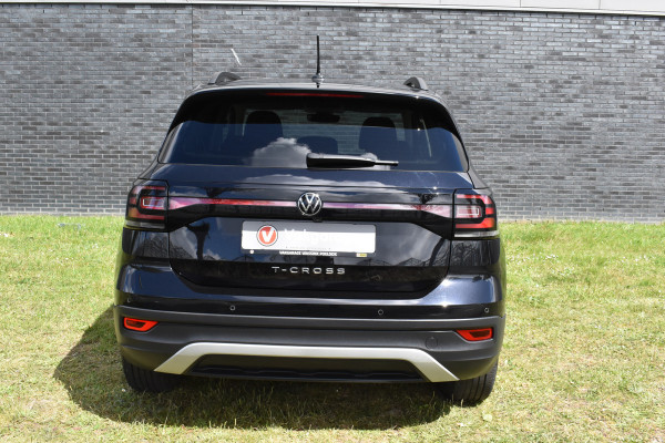 Volkswagen T-Cross 1.0 TSI Life Navigatie Stoelverwarming Carplay Automaat