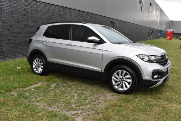 Volkswagen T-Cross 1.0 TSI Life Navigatie Stoelverwarming Carplay Automaat