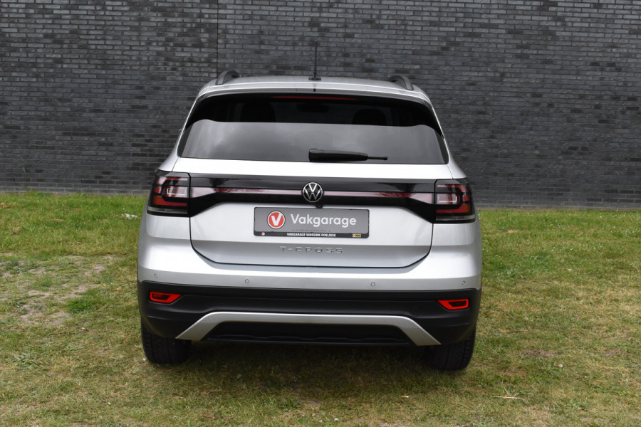 Volkswagen T-Cross 1.0 TSI Life Navigatie Stoelverwarming Carplay Automaat