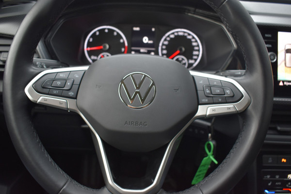 Volkswagen T-Cross 1.0 TSI Life Navigatie Stoelverwarming Carplay Automaat