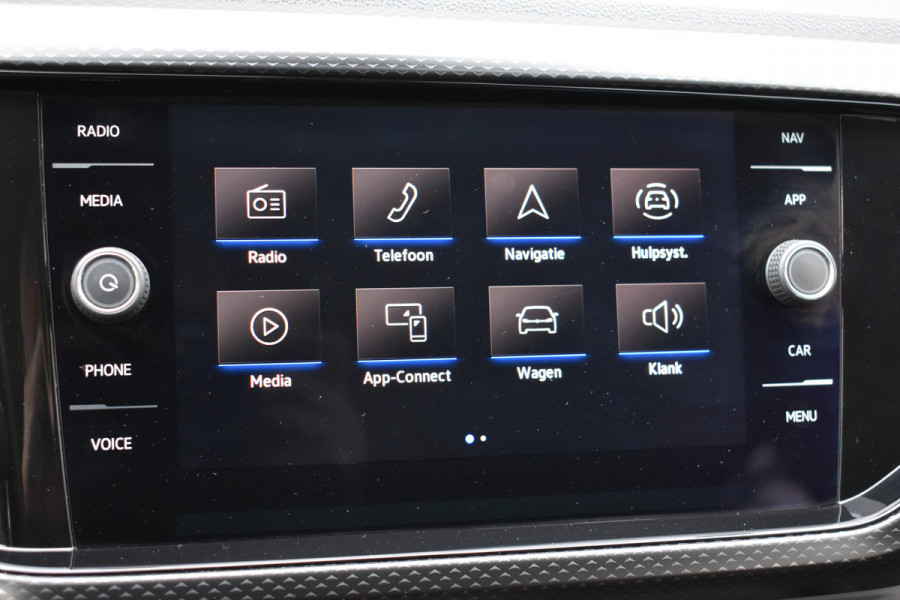 Volkswagen T-Cross 1.0 TSI Life Navigatie Stoelverwarming Carplay Automaat