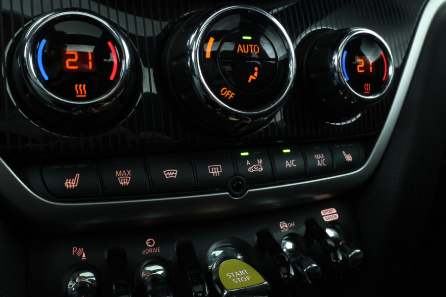 MINI Countryman 1.5 Cooper S E ALL4 Chili Panorama, Head Up, Automaat