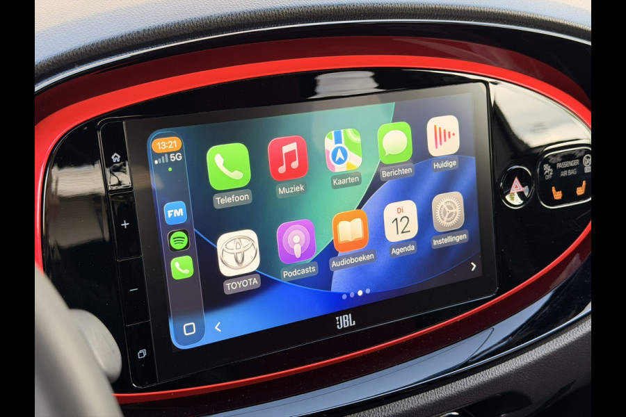 Toyota Aygo X 1.0 VVT-i S-CVT Undercover JBL Navi Leder 18'' ACC Clima Keyless