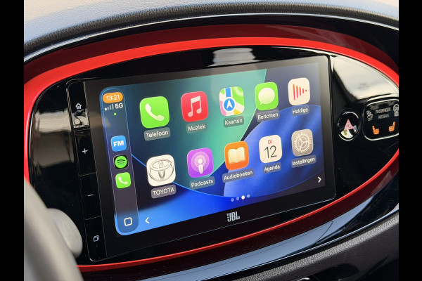 Toyota Aygo X 1.0 VVT-i S-CVT Undercover JBL Navi Leder 18'' ACC Clima Keyless