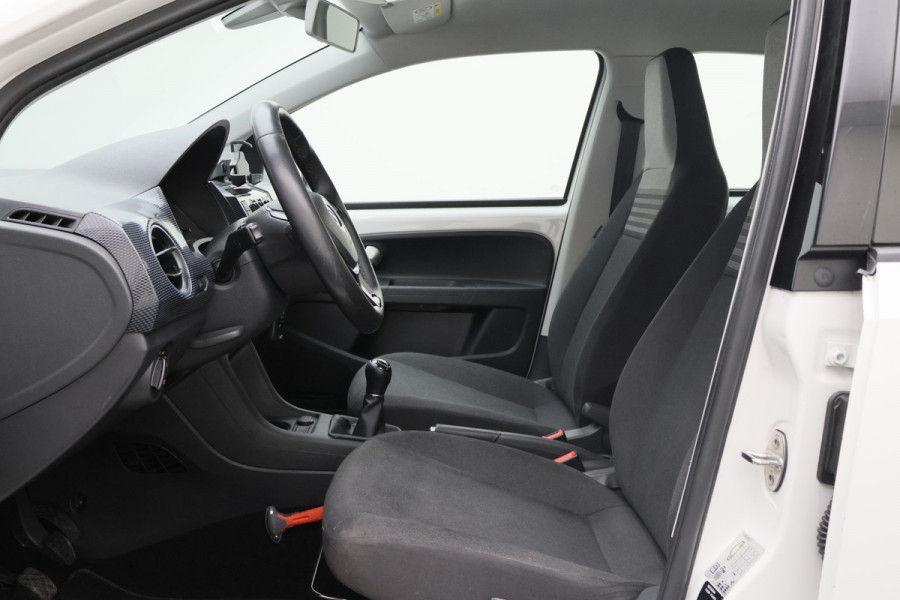 Volkswagen up! 1.0 BMT move up! Camera, Cruise, DAB, Airco, PDC